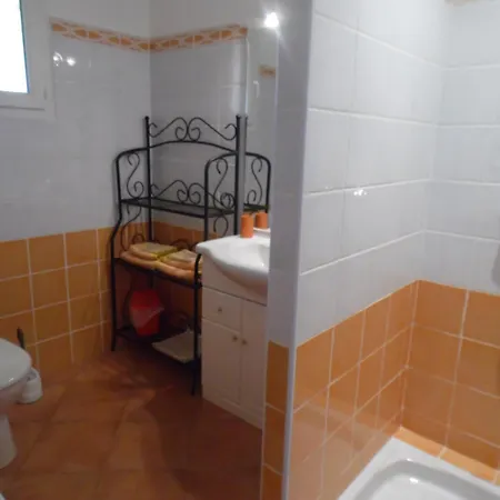 Locations Rocca Rossa Palombaggia Classees 3 Etoiles Couette-café *