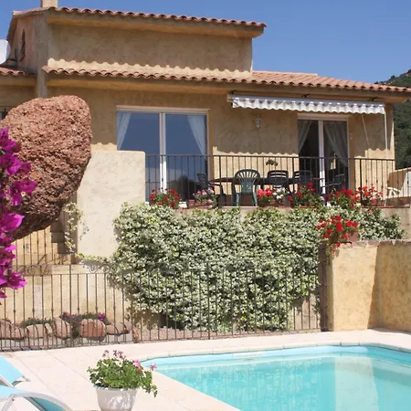 Locations Résidence Rocca Rossa Palombaggia Classées 3 étoiles 4*