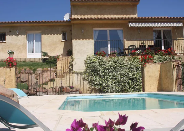 Locations Rocca Rossa Palombaggia Classees 3 Etoiles Отель типа 