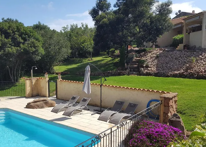 Locations Rocca Rossa Palombaggia Classees 3 Etoiles Bed & Breakfast Porto-Vecchio (Corsica)